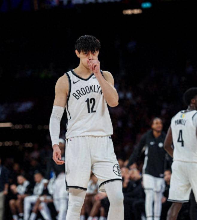 爱游戏游戏平台-关于阿斯顿维拉迎CBA季后赛关键赛，国际比赛日手感冰凉，球迷炸锅，阵容厚度经受考验的信息